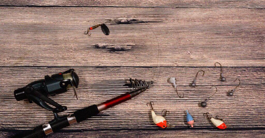 Bass Fishing Lines & Hooks: Types, Sizes & Weights