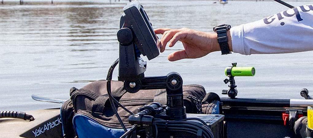 track fish finder mount