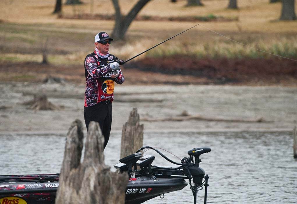 Kevin VanDam bass fishing