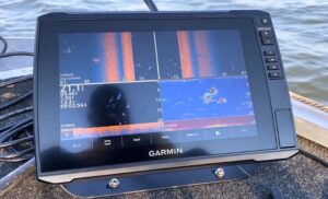 Garmin ECHOMAP Ultra 2 all sonar view