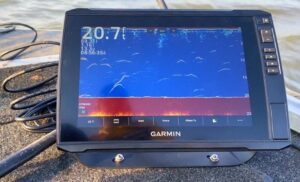 Garmin ECHOMAP Ultra 2 traditional sonar