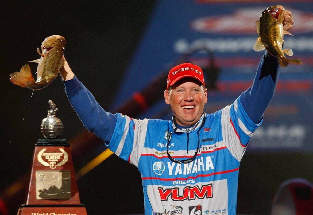 Alton Jones won the 2008 Bassmaster Classic by abandoning his shallow-water tendencies and fishing deep (Photo by B.A.S.S.)