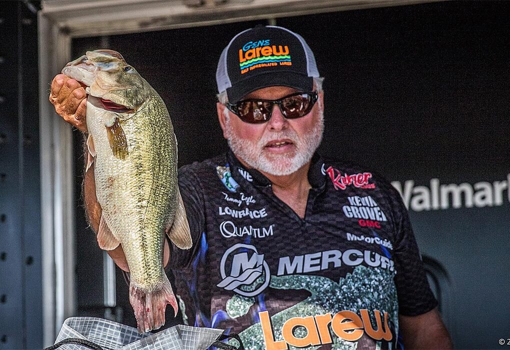 Tommy Biffle is accustomed to bringing big bass to weigh-ins at national tournaments (photo courtesy of Major League Fishing)