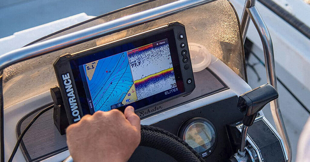 How Does a Fish Finder Work: The Complete Guide