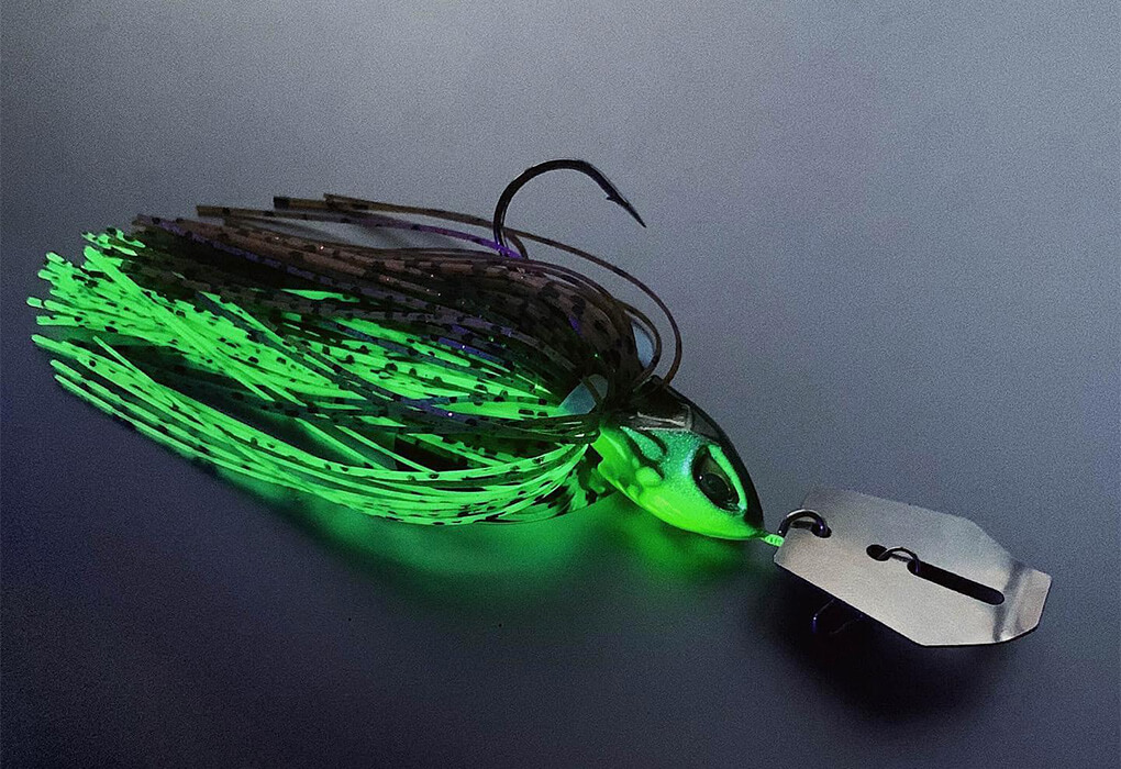 chatterbait lure for pre spawn bass fishing