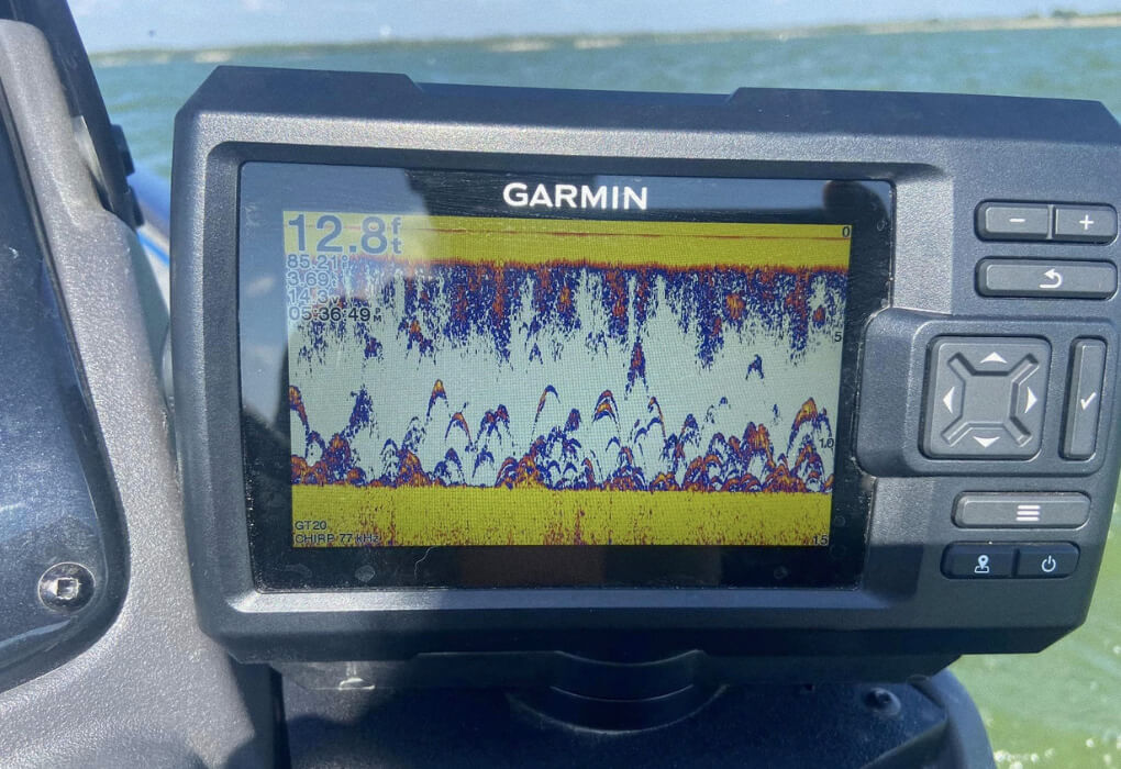 Garmin Striker Vivid 5CV fish finder