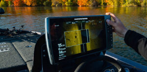 Humminbird Helix Series fish finder out on water