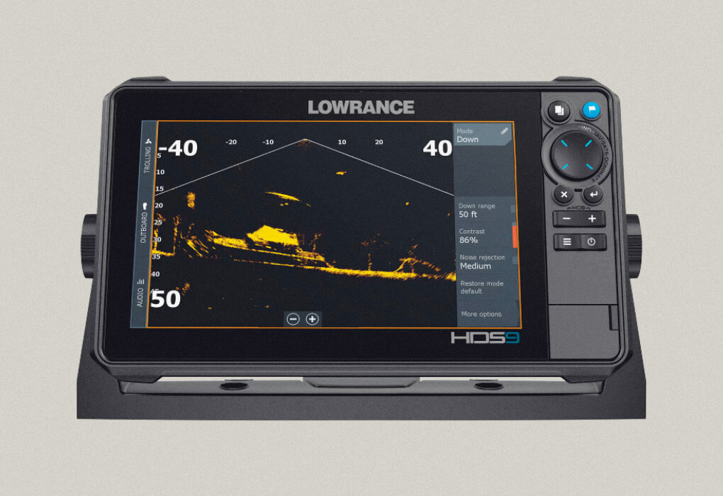 Lowrance HDS PRO 9 fish finder