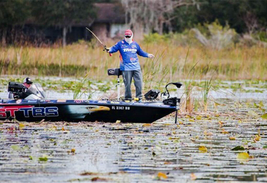 Shaw Grigsby is at home when he is fishing heavy vegetation. (Photo by Phoenix Moore/Major League Fishing)