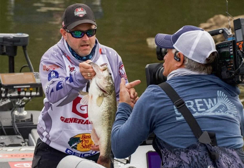 No matter how cold it gets, Mike McClelland knows he can catch bass in the Ozarks reservoirs. (Photo by Phoenix Moore/Major League Fishing)