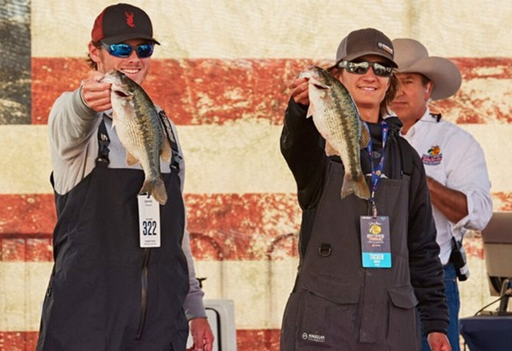 Logan Parks (left) and Tucker Smith displayed some of their winning fish in the Johnny Morris Bass Pro Shops U.S. Open. (Photo by Bass Pro Shops)