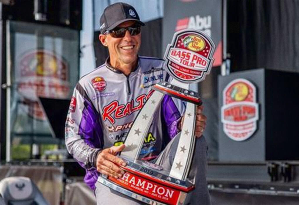Aaron Martens, one of the top bass-fishing pros, died Thursday after a long fight with brain cancer. (Photo by Major League Fishing)