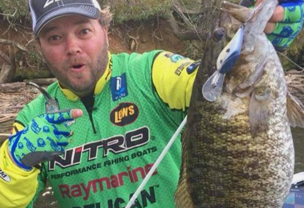 Fall is one of Timmy Horton’s favorite times of the year to cast crankbaits for big bass (photo courtesy of Timmy Horton)
